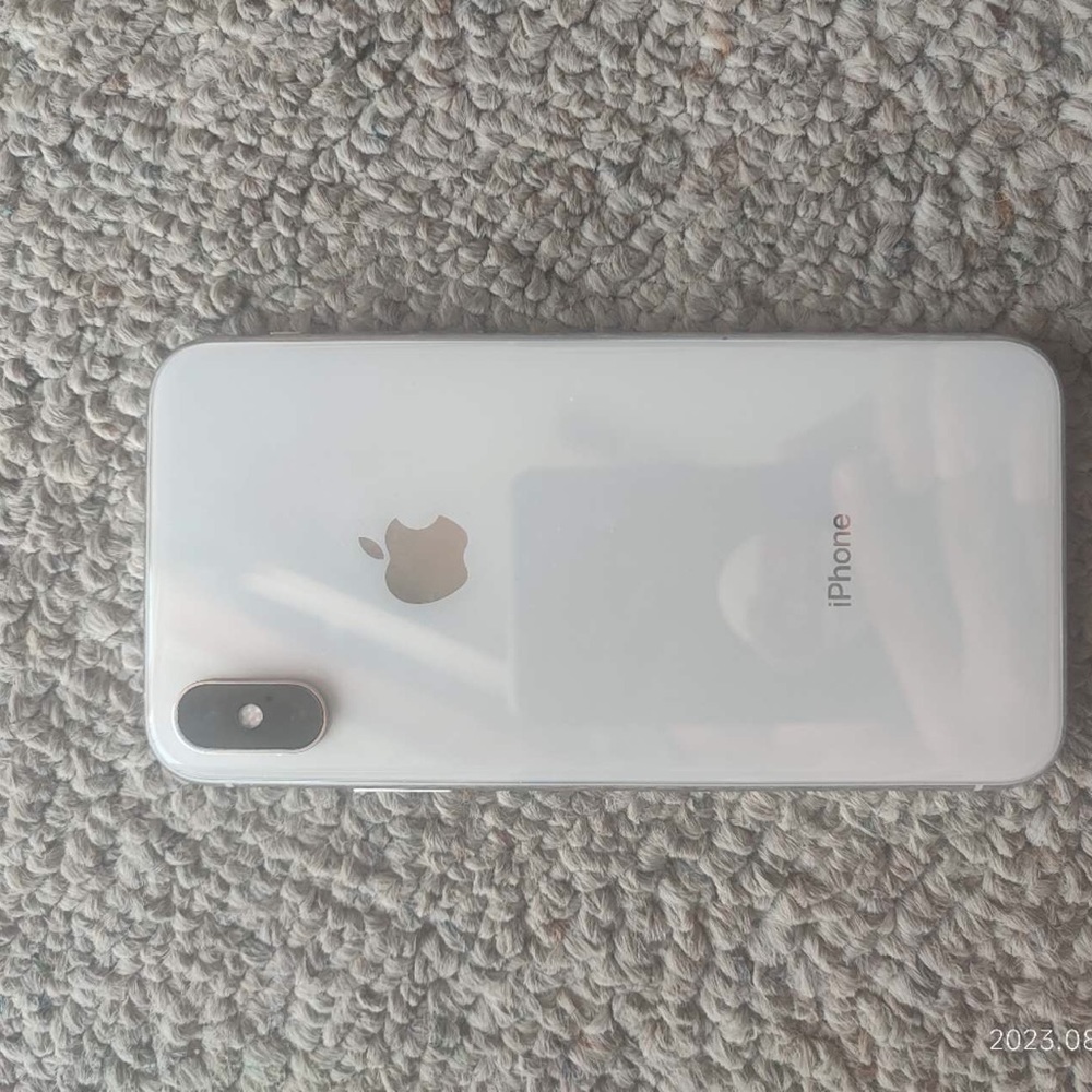 iPhoneX 
256gbs 
battery percentage 100%
unlocked
face ID failed